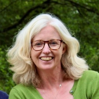 Judith Russell, counsellor in Hitchin offering counselling and therapeutic coaching for adults, young people and families online across the UK